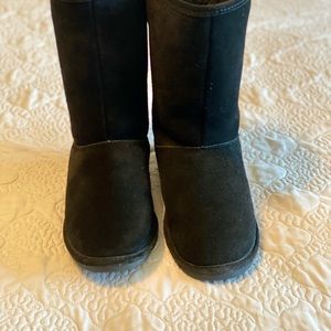 BearPaw black suede boots